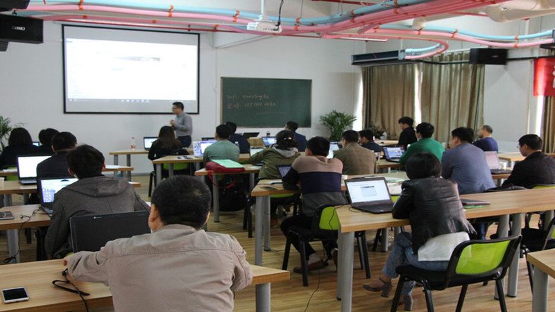 在线互动课堂平台：如何构建高效的学习环境