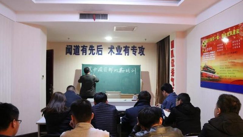 叉车证周末速成班，靠谱吗？揭秘叉车证培训的真相