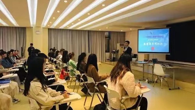 成人高考考公务员面试资格