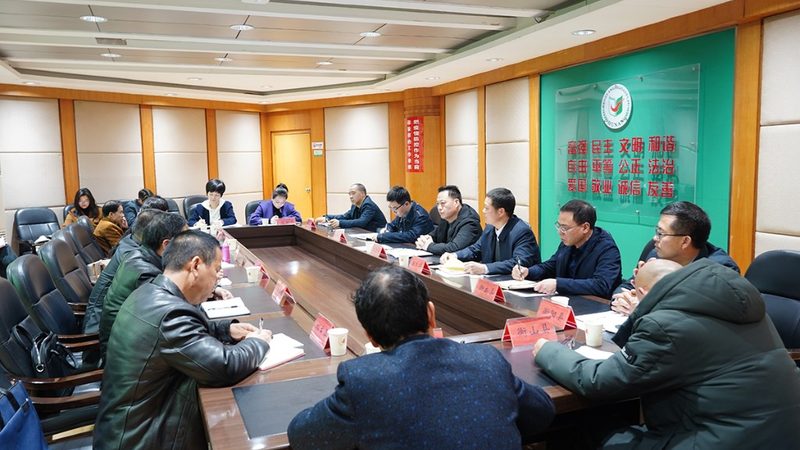 成人教育教学方式的多样选择与解析
